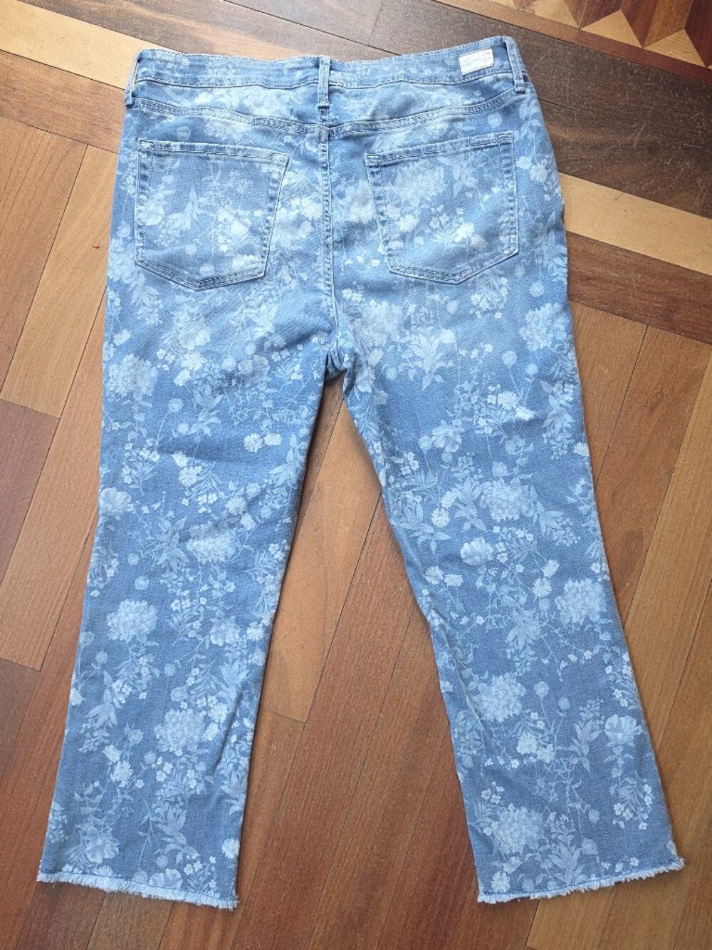 Seven7 High Rise Floral Kick Flare Bootcut Jeans Size 14 - Picture 15 of 16